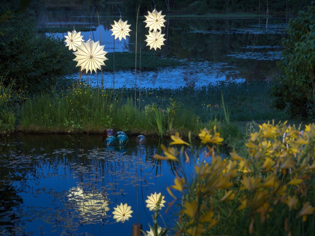 Wetterfeste LED Solar Lampions für den Garten von Barlooon Home
